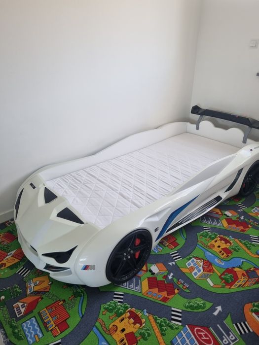 Łóżko  - łóżeczko BMW, auto, samochód