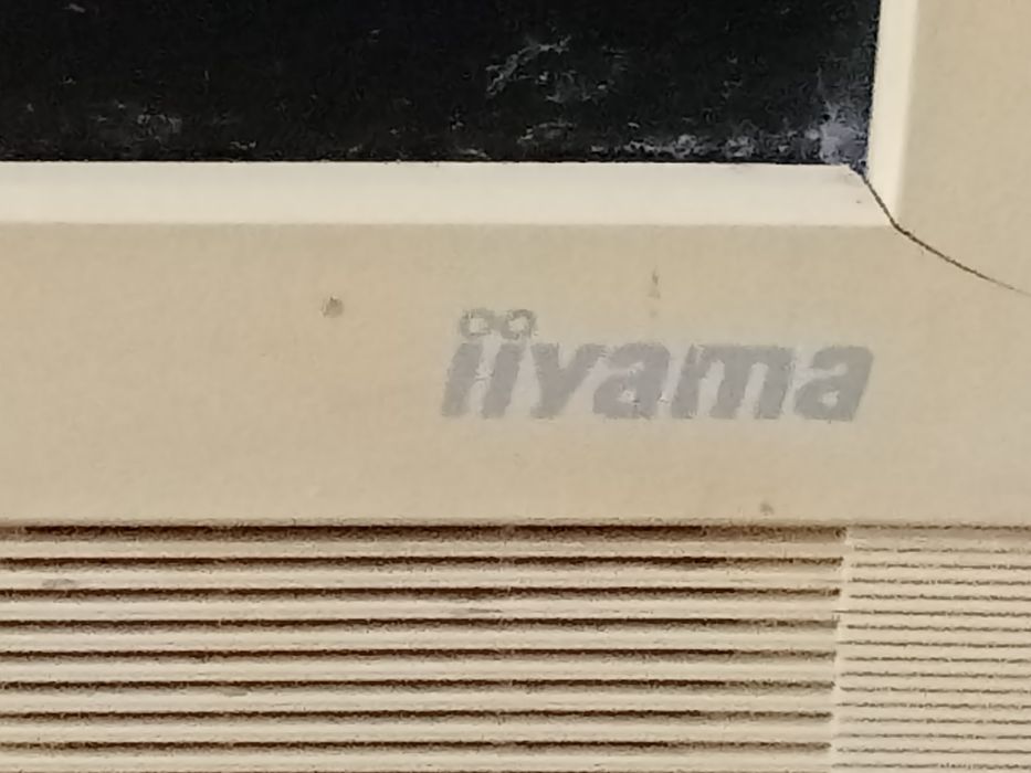 Продам монитор iiyama б/у