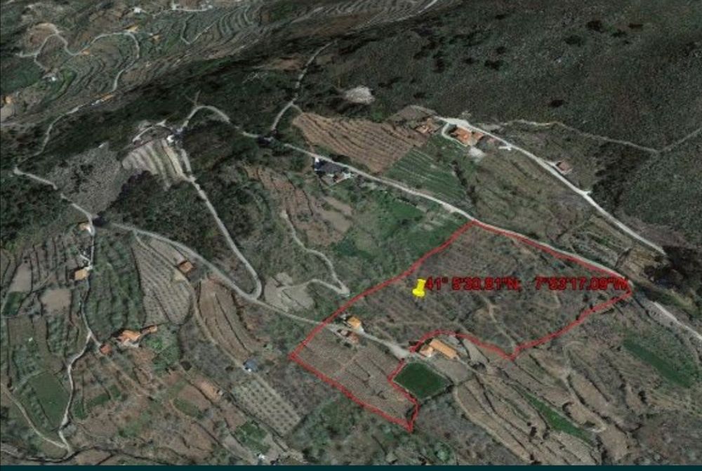 Quinta com nascente de água mineral 45Litros p/minuto