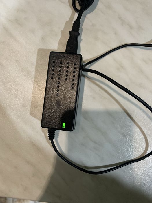 Блок питания 12V 2.0A