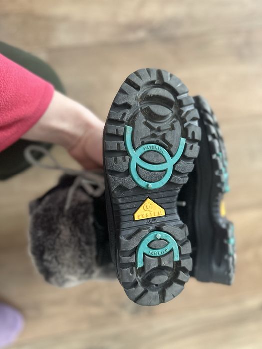 Зимові чобітки для дівчинки