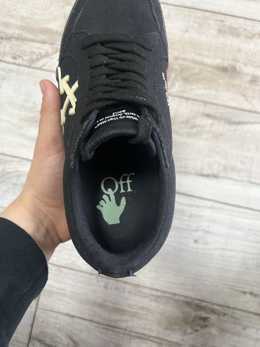 кросівки/кеди  Off-White