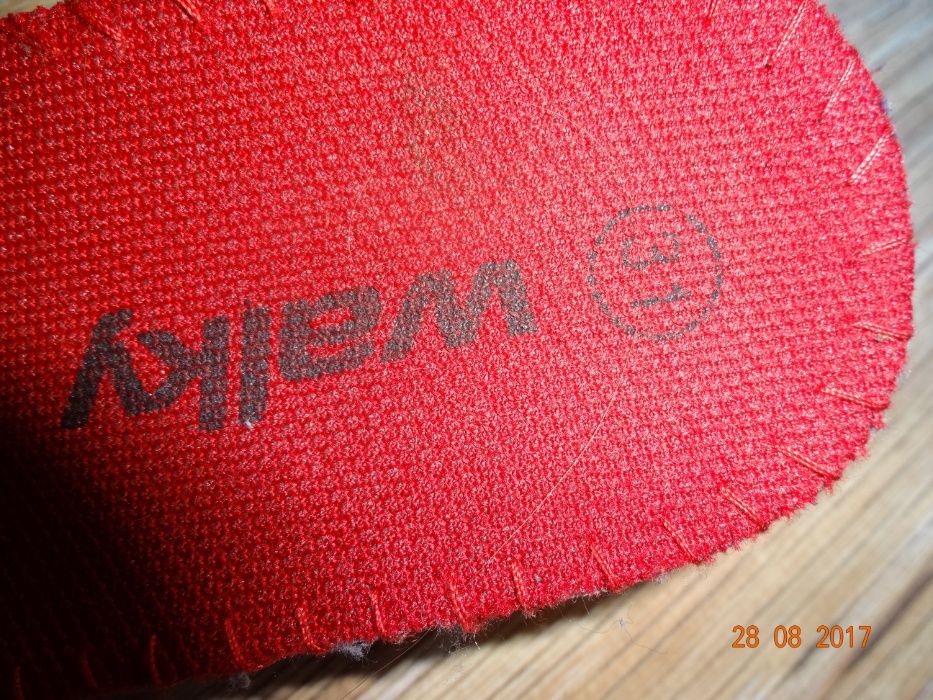 Buty sportowe na sznurowadła r. 31