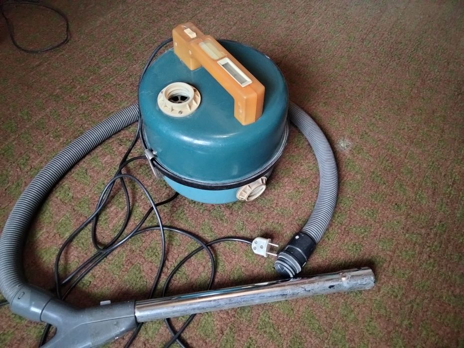 Пылесос СССР Витязь