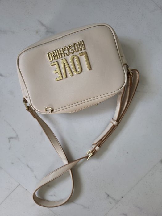 Oryginalna listonoszka Love Moschino