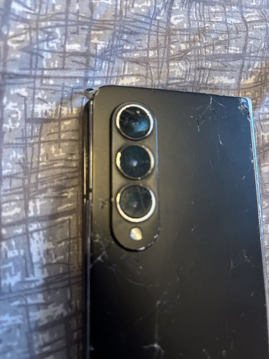 Samsung Fold 4 запчастини