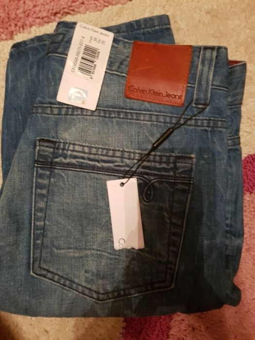Spodnie calvin Klein oryginalne rozmiar 34/29