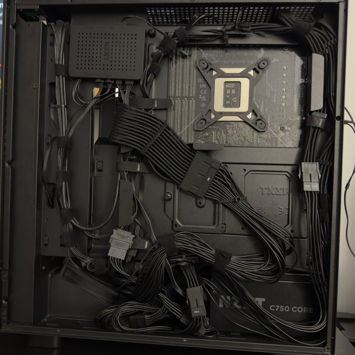 PC Gamer i5-14400F | RX 9060xt 16GB | 1440p Alto FPS