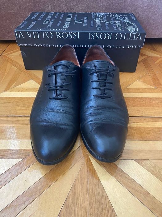 Продам туфлі 43 р. Vitto Rossi.