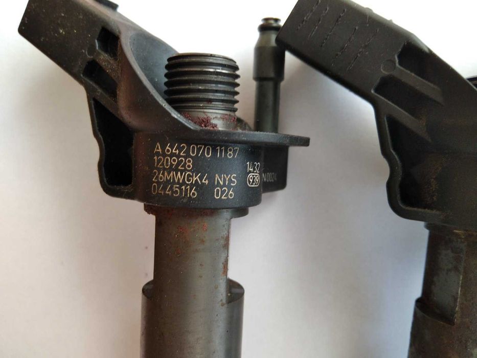 Форсунки  Merc Sprinter 3.0CDI  A6420701187, 0445116026