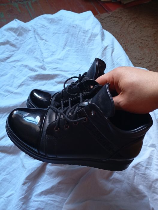 Ботинки женские кожаные  р38 24см Италия