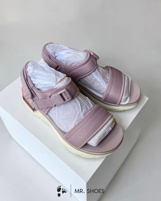 Сандалії Skechers D’Lux Walker  / 37, 38,39,40,41р