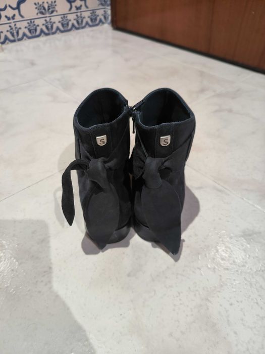 vendo Sandálias + Botas cubanas e salsa