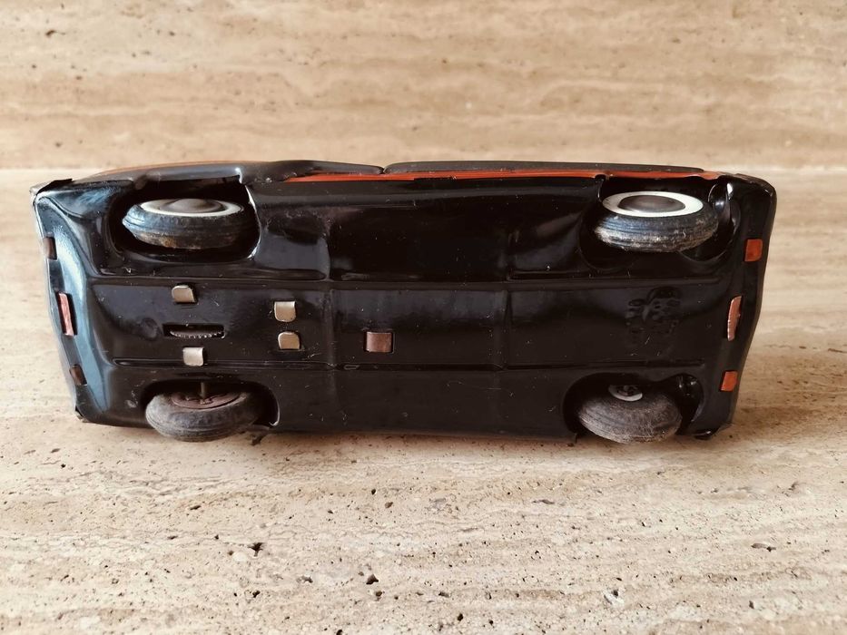 Carro miniatura dos anos 50