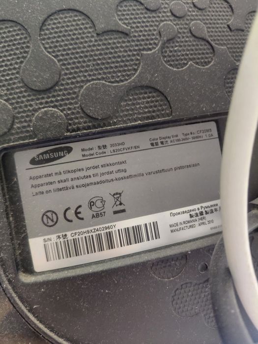 TV 20 polegadas Samsung com suporte