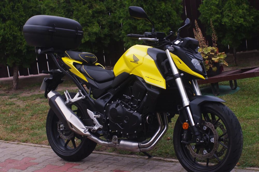 Honda CBF Honda cb 750 Hornet 8tys km 2024rok bdb stan KUFER ABS Quickshifter