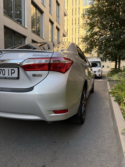 Идеальная Toyota Corolla. Цена снижена!