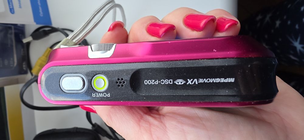 Фотоапарат Sony  p200