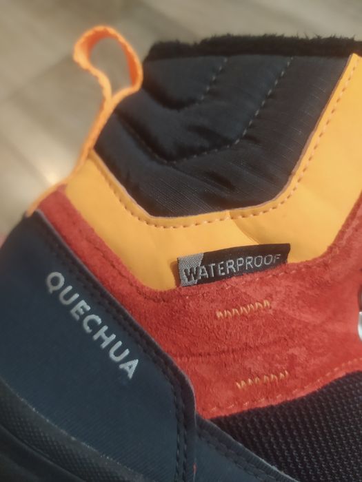 Buty trekkingowe 36 śniegowce kozaki Quechua ocieplane sznurowane