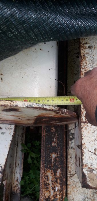 Tubos Redondos em bom estado.