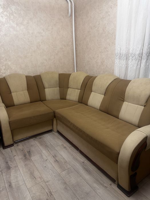 Продам кутовий диван