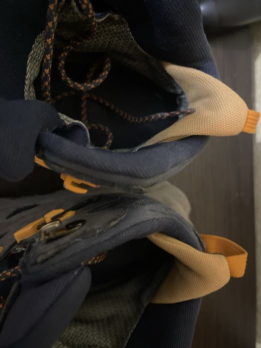 Кросівки Hoka на Gore-tex