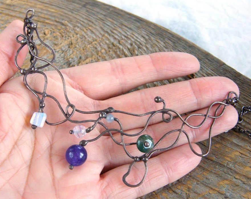 Handmade prezent Kolia: elficki naszyjnik opalit