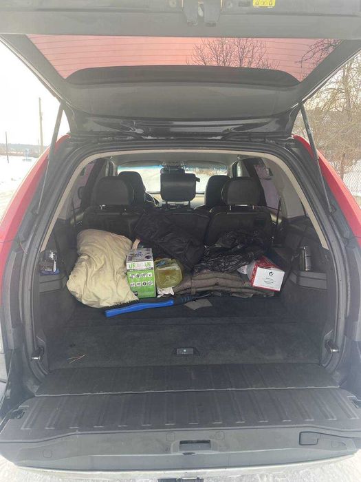 Автомобіль Volvo XC 90