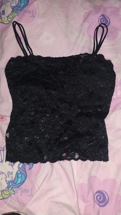 Czarny top koronkowy