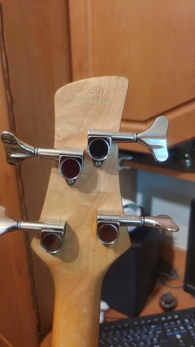 J&D JD-150J J&D Бас гітара