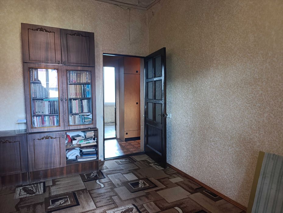Продам 4-кімнатну квартиру 77кв.м в районі пр.І.Мазепи (новий варіант, можна серттфікат, ваучер і т.д.)