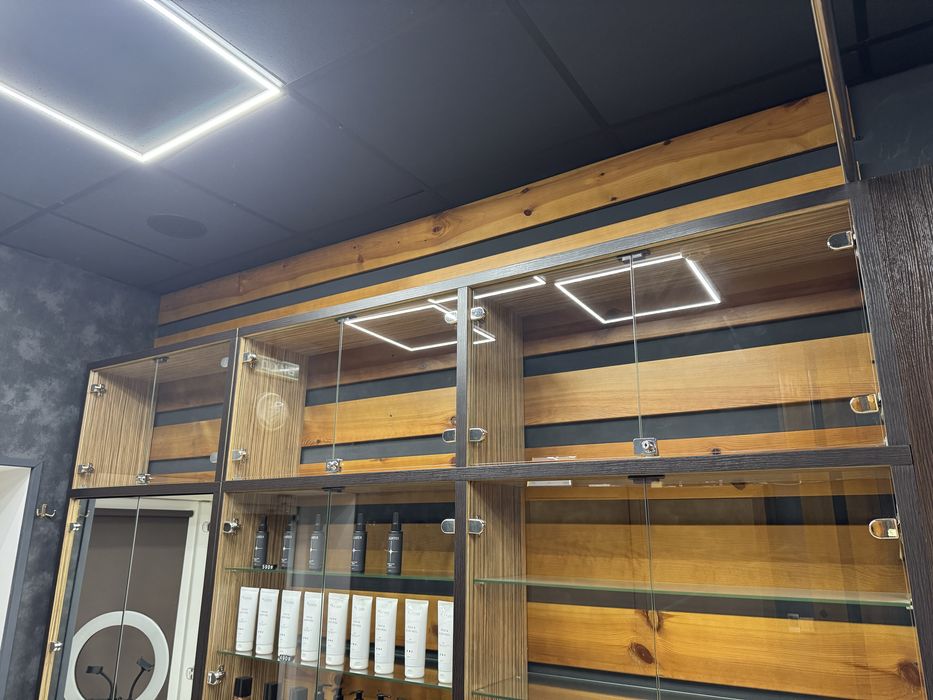 Торгівельне обладнання, меблі