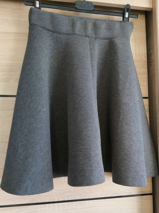 Ciemnoszara spódnica Reserved, rozm. 38