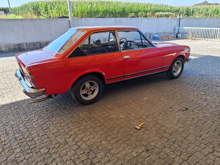 Vende-se Fiat 124 Sport (1800)- Excelente estado
