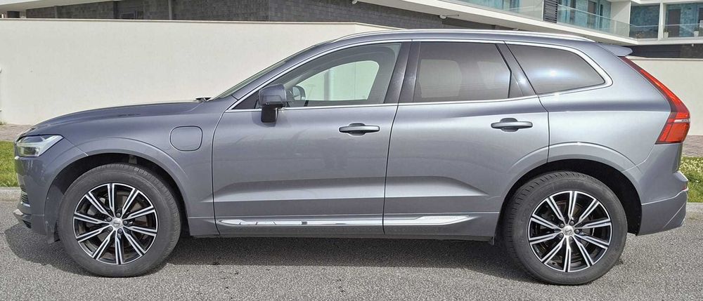 VOLVO XC-60 Plug-in /Hybrid INSCRIPTION DE 2019 - IVA DEDUTIVEL