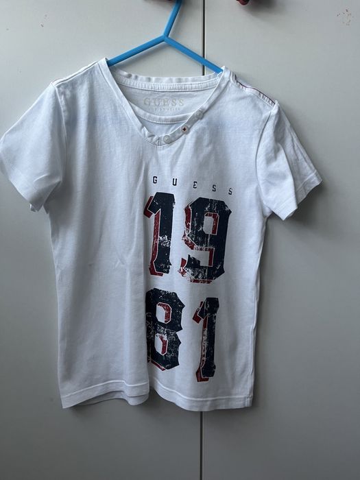 Biały T-shirt Guess