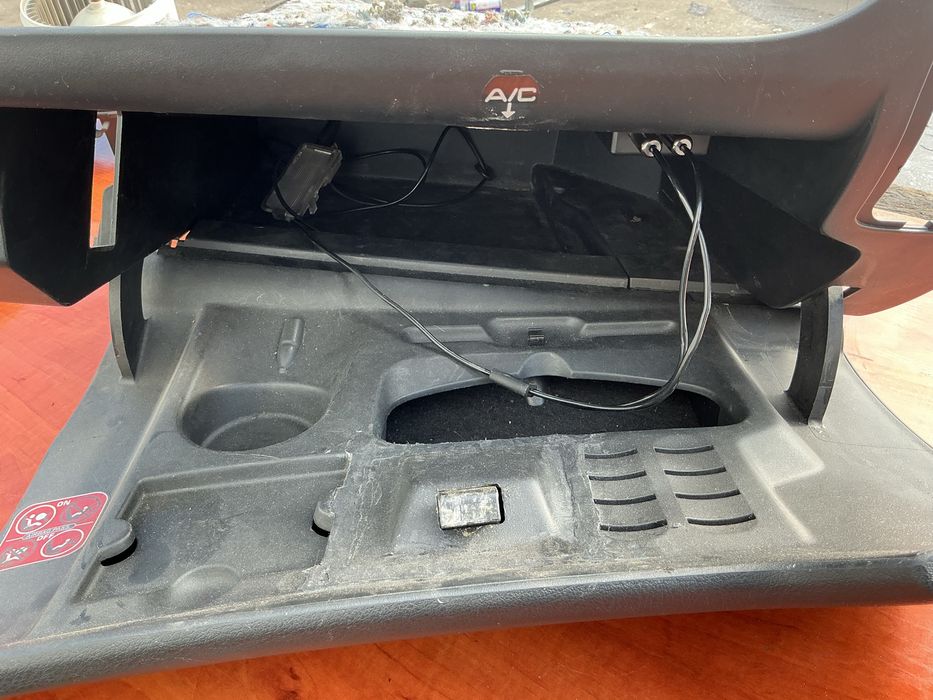 Porta Luvas - Peugeot 207 1.4 HDi Sport 2011
