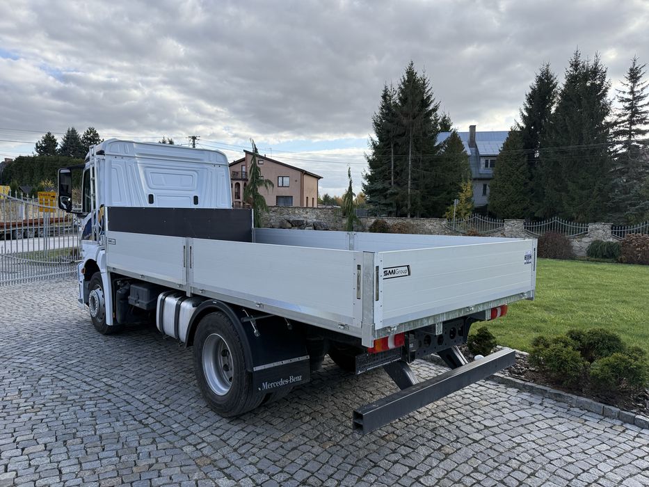 Zabudowa skrzyniowa dostawczy ciężarowy burtowa Mercedes Iveco Man Daf