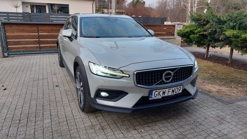 Volvo V60 Cross Country
