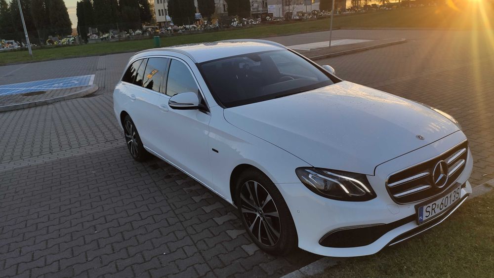 Transport osobowy VIP (4-6 osób)