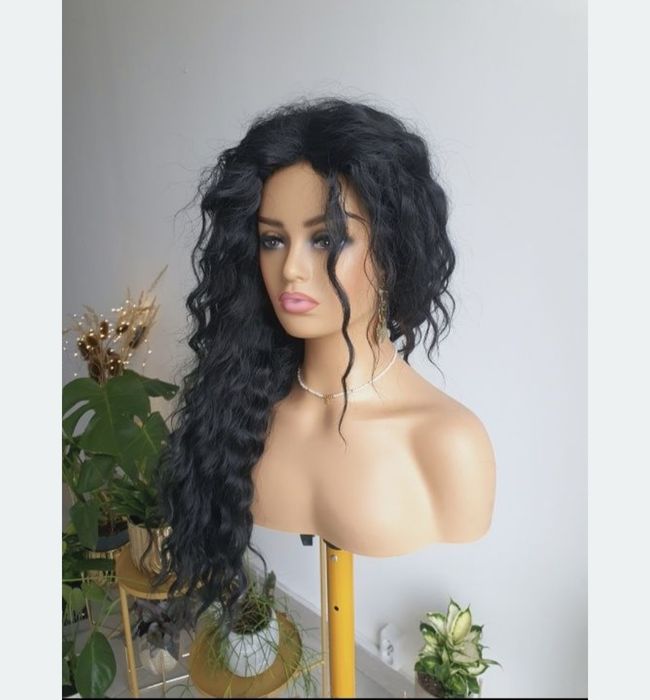 Peruka afroloki kolor czarny Shakira fale