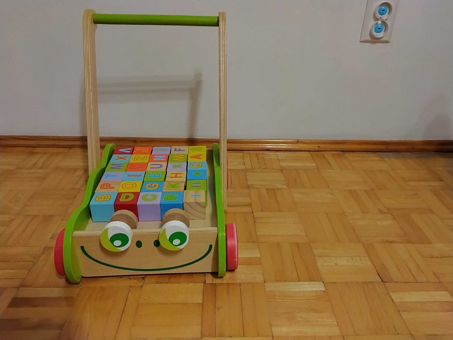 Zabawka Edukacyjna Wózek Pchacz z Drewnianymi Klockami 30 SZT Klocków