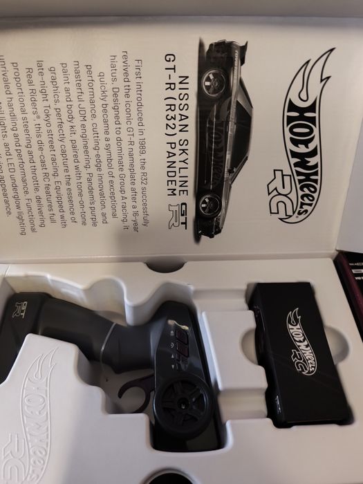 Hot Wheels Nissan Skyline GT-R