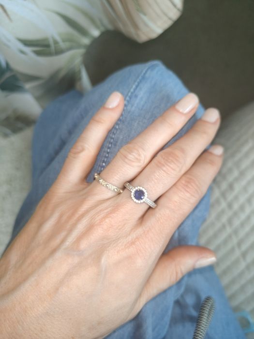 Srebrny pierścionek
