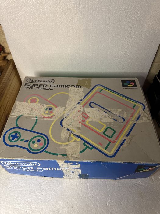 Konsola Nintendo Super Famicom - wersja japońska SNES