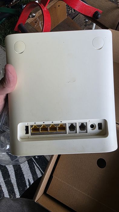 Router ZTE MF286R