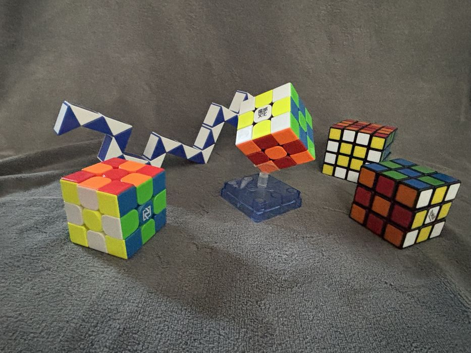 Zestaw kostek rubika