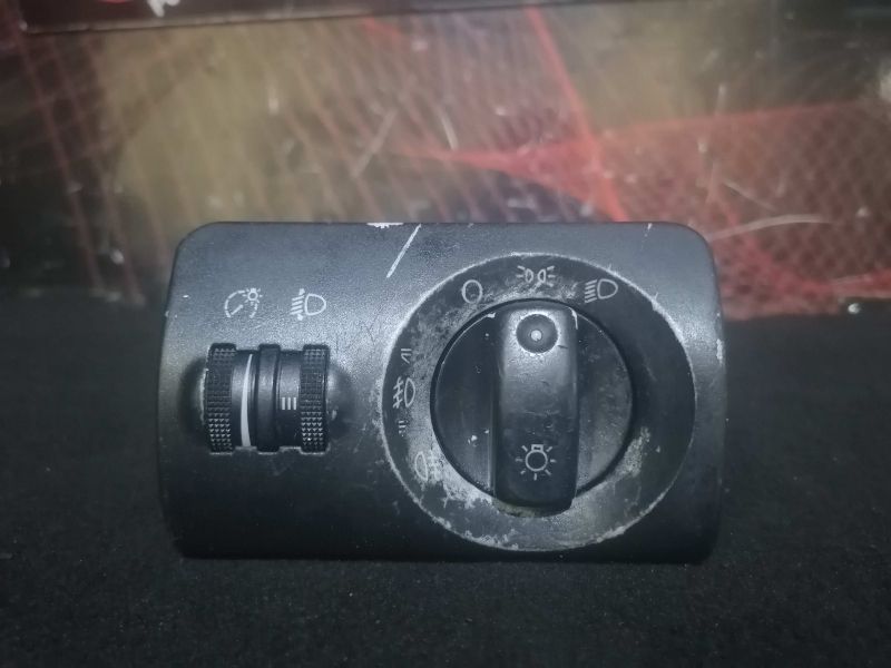Comando Das Luzes Audi A6 (4B2, C5)