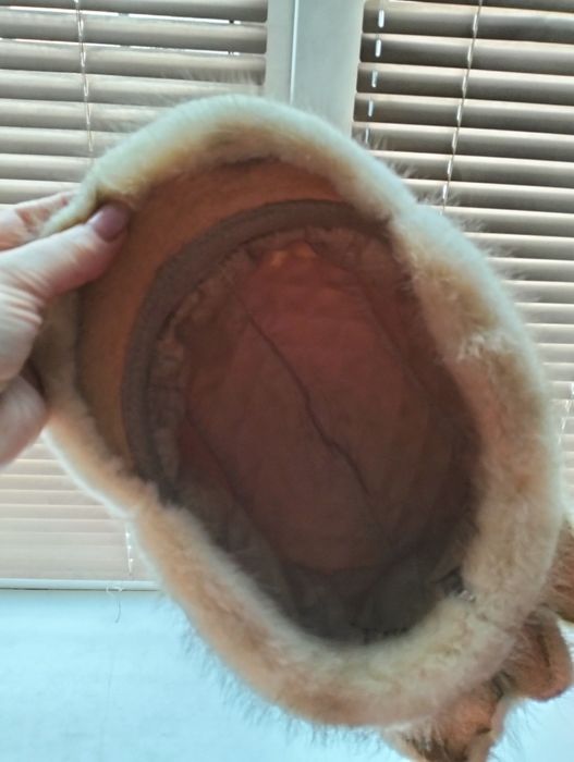 Норковая модная шапка