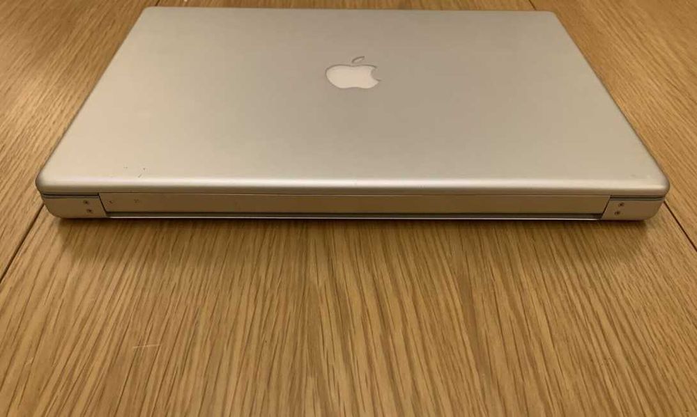 15" Apple PowerBook G4 1.5 GHz, 1 GB Memory, Mac OS X 10.4.1164751676161154123
